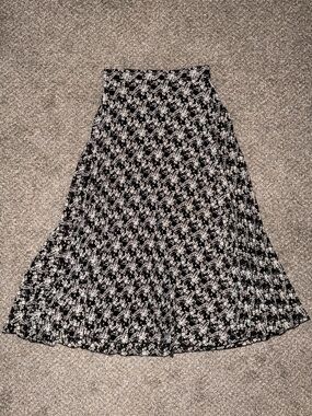 Japna Floral Midi Skirt Black White Size S Flowy Lightweight Boho